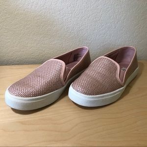 SimplyVera pink slip on shoes
